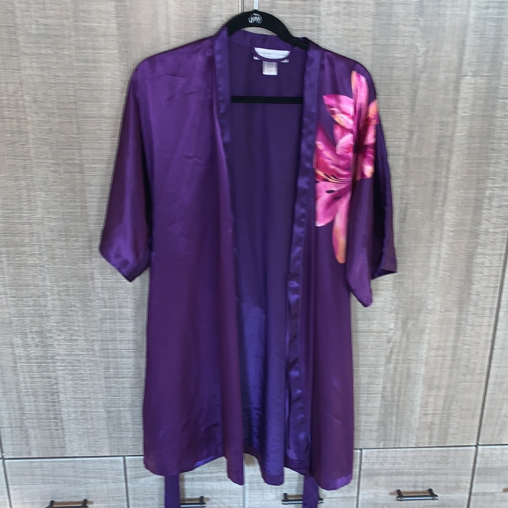 Morgan Taylor Slip‎ and Robe Set. - Picture 7 of 9